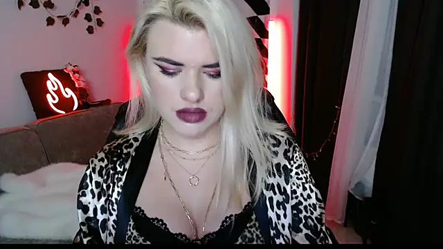 Snapshot of Ariana_Saint chatting on 03-20-26, 08:54 Ariana Saint online show from 03-20-26, 08:54