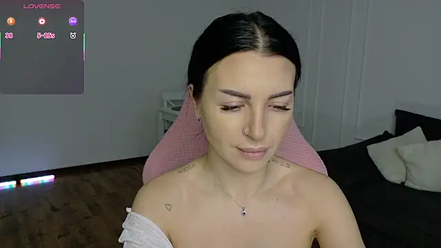 Lady charm   online show from 01-13-26, 06:28