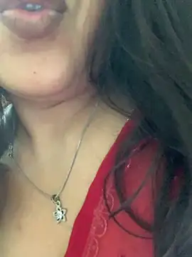 Snapshot of missmisha01 chatting on 05-29-26, 04:02 missmisha01 online show from 05-29-26, 04:02