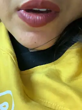 Snapshot of missmisha01 chatting on 05-19-26, 06:15 missmisha01 online show from 05-19-26, 06:15