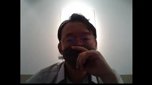Snapshot of littlegoddyboy chatting on 01-13-26, 02:59 littlegoddyboy online show from 01-13-26, 02:59