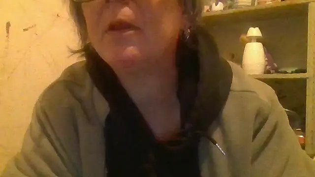 becky1111 online show from 06-14-26, 08:37
