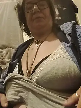 becky1111 online show from 07-23-26, 10:01