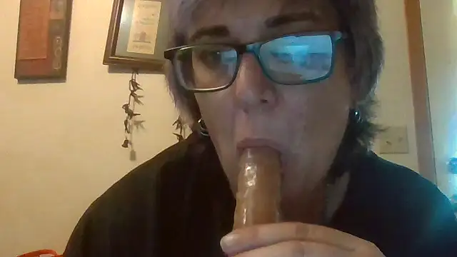 becky1111 online show from 06-26-26, 11:54