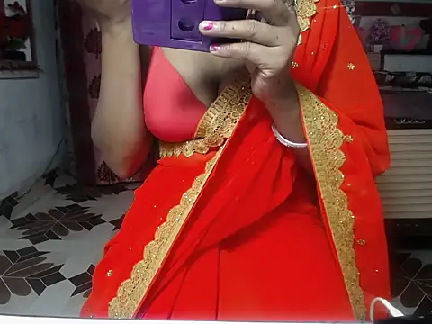 Snapshot of surbhi01 chatting on 05-11-26, 07:21 surbhi01 online show from 05-11-26, 07:21