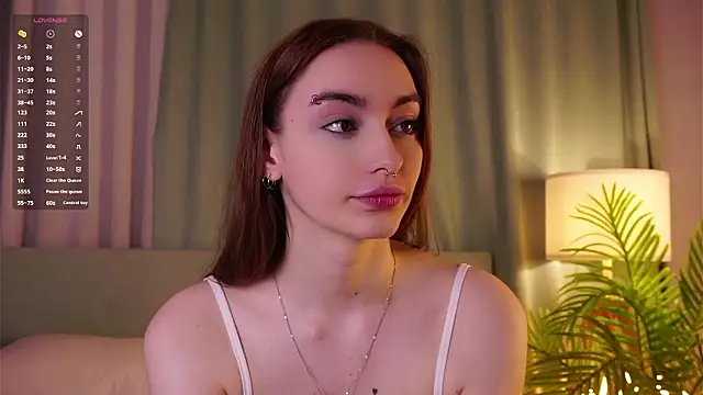 Snapshot of BeckiMacreno chatting on 03-15-26, 03:08 BeckiMacreno online show from 03-15-26, 03:08