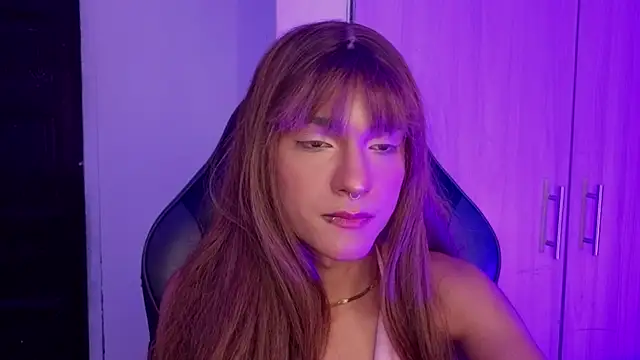 Snapshot of tiffanyy_777 chatting on 06-11-26, 03:36 tiffanyy 777 online show from 06-11-26, 03:36