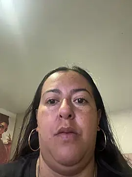 Snapshot of evelyn_harpeery chatting on 06-19-26, 10:54 evelyn harpeery online show from 06-19-26, 10:54