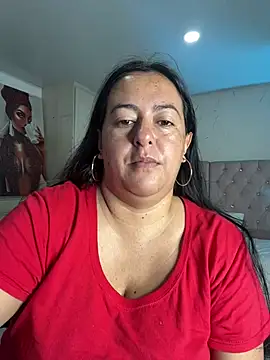 Snapshot of evelyn_harpeery chatting on 06-26-26, 10:43 evelyn harpeery online show from 06-26-26, 10:43
