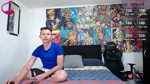 Snapshot of Golden_Boysx chatting on 05-17-26, 09:04 Golden Boysx online show from 05-17-26, 09:04