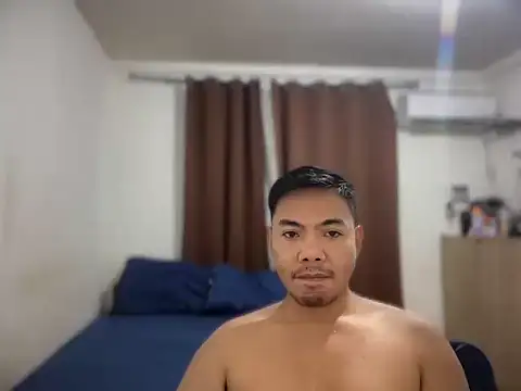 Snapshot of chubbybear_08 chatting on 02-04-26, 03:51 chubbybear 08 online show from 02-04-26, 03:51