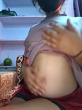 Snapshot of kinsu4763 chatting on 01-10-26, 03:24 kinsu4763 online show from 01-10-26, 03:24