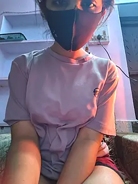 Snapshot of kinsu4763 chatting on 01-15-26, 02:15 kinsu4763 online show from 01-15-26, 02:15