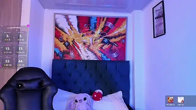 Violet Blazee online show from 12-20-25, 11:13