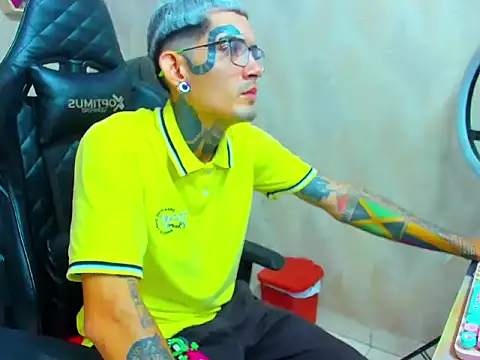 Boy tatto77 online show from 02-07-26, 05:10