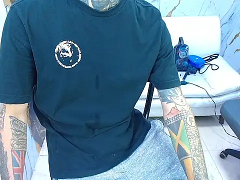 Boy tatto77 online show from 07-18-26, 01:36