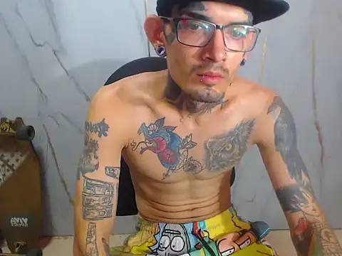 Boy tatto77 online show from 04-03-26, 12:28