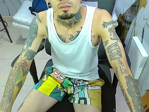 Snapshot of Boy_tatto77 chatting on 05-20-26, 01:52 Boy tatto77 online show from 05-20-26, 01:52