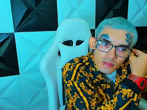 Boy tatto77 online show from 12-20-25, 06:33