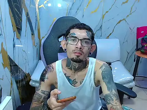Snapshot of Boy_tatto77 chatting on 05-22-26, 11:19 Boy tatto77 online show from 05-22-26, 11:19