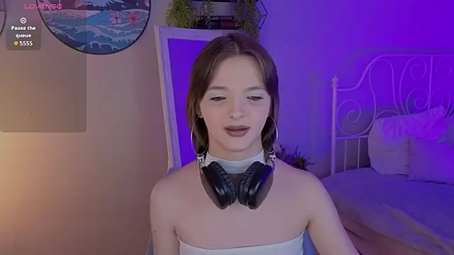 LetoriaNotley online show from 02-05-26, 09:10