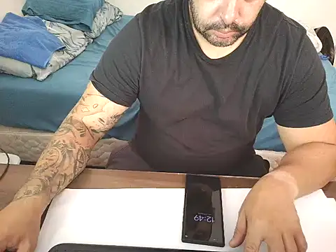 drlluis online show from 01-08-26, 03:51