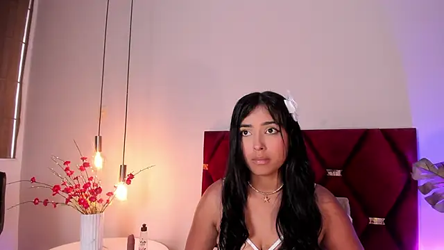 GahiaBelucci online show from 03-18-26, 05:47