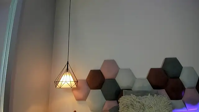 GahiaBelucci online show from 04-16-26, 06:08