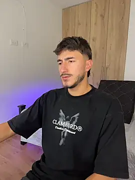 LIAM COLT online show from 04-11-26, 06:22