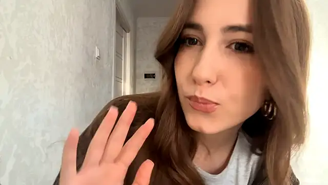 DeannaSuri online show from 12-19-25, 01:24