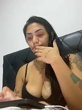 Nini  online show from 03-26-26, 02:21