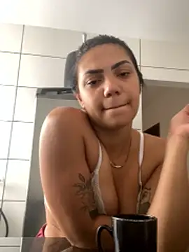 Nini  online show from 12-18-25, 11:25