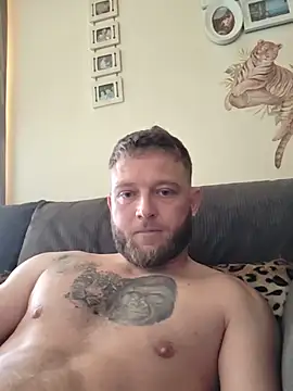 Snapshot of yandy_p90 chatting on 06-14-26, 03:13 yandy p90 online show from 06-14-26, 03:13