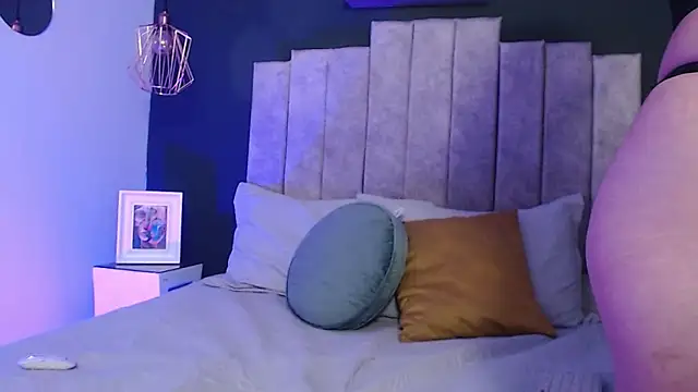 Snapshot of Demetra-Nox01 chatting on 01-07-26, 04:17 Demetra-Nox01 online show from 01-07-26, 04:17