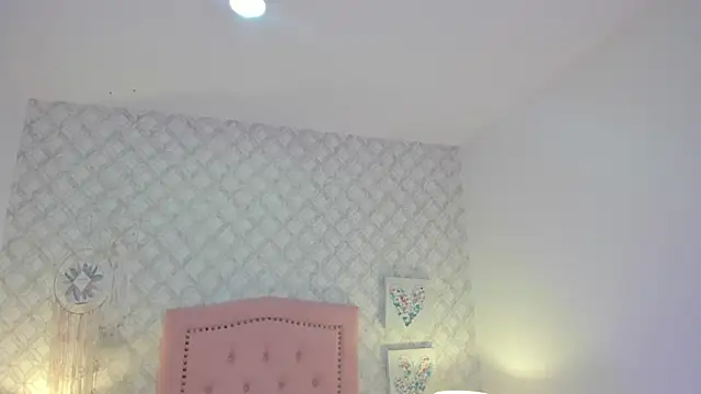 amber  ferrera online show from 02-28-26, 02:39