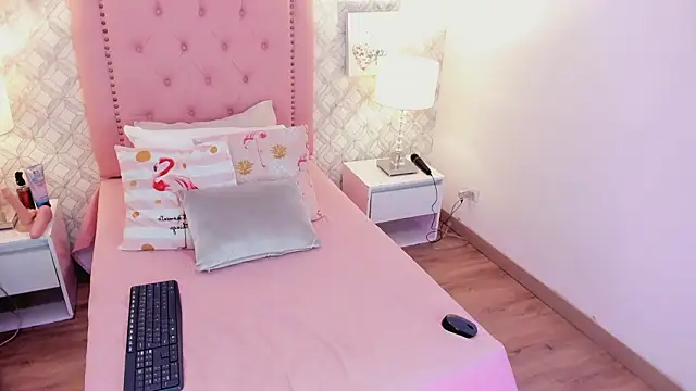 amber  ferrera online show from 02-03-26, 07:41