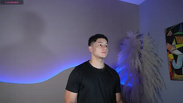Noah Clarkk online show from 07-08-26, 05:35