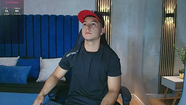 Noah Clarkk online show from 06-16-26, 05:35