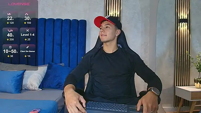 Noah Clarkk online show from 06-06-26, 05:40