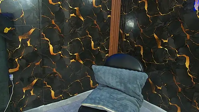 Snapshot of davilap_toyboy chatting on 01-12-26, 11:39 davilap toyboy online show from 01-12-26, 11:39