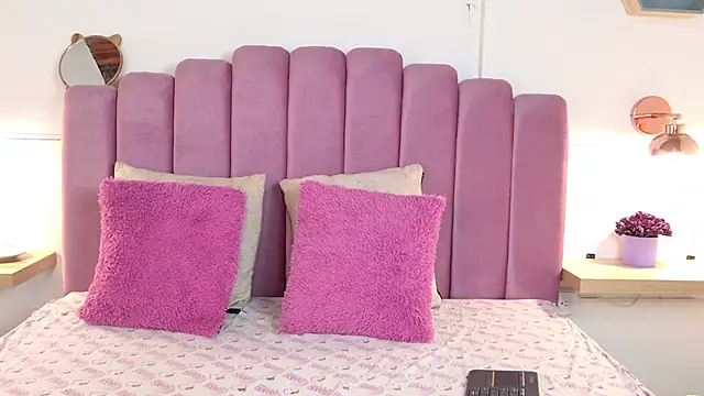 Snapshot of Daikihot chatting on 04-02-26, 06:03 Daikihot online show from 04-02-26, 06:03