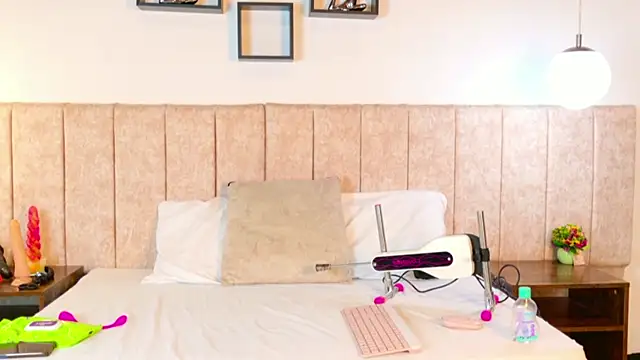 Snapshot of Daikihot chatting on 04-13-26, 10:25 Daikihot online show from 04-13-26, 10:25