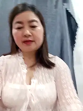 Snapshot of Jumi_livesexy chatting on 02-12-26, 08:58 Jumi livesexy online show from 02-12-26, 08:58