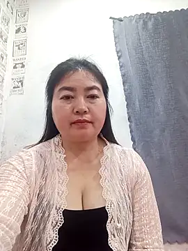 Snapshot of Jumi_livesexy chatting on 02-24-26, 01:12 Jumi livesexy online show from 02-24-26, 01:12