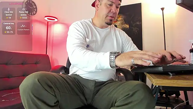 Snapshot of Dante_Bellini chatting on 02-23-26, 01:44 Dante Bellini online show from 02-23-26, 01:44