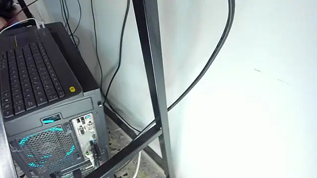 Snapshot of Dante_Bellini chatting on 01-09-26, 01:18 Dante Bellini online show from 01-09-26, 01:18