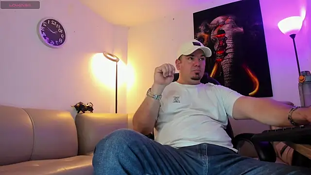 Snapshot of Dante_Bellini chatting on 02-08-26, 02:37 Dante Bellini online show from 02-08-26, 02:37