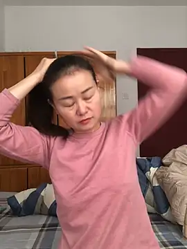 Snapshot of yunyun52012 chatting on 01-13-26, 07:45 yunyun52012 online show from 01-13-26, 07:45