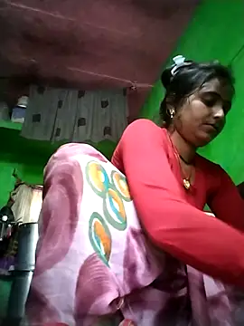 Snapshot of Cut_salni chatting on 07-19-26, 02:53 Cut salni online show from 07-19-26, 02:53