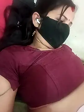 Snapshot of Bandna_thakur chatting on 02-17-26, 09:39 Bandna thakur online show from 02-17-26, 09:39